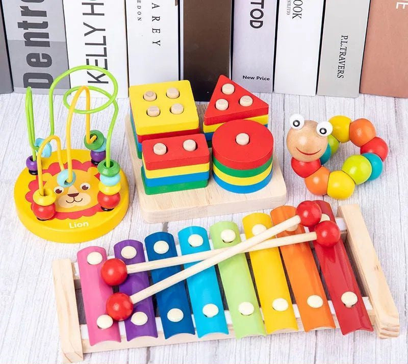 Xylophone Children Eight Tone Small Hand Knocking On The Piano